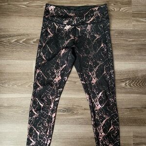 Curves n Combatboots Leggings